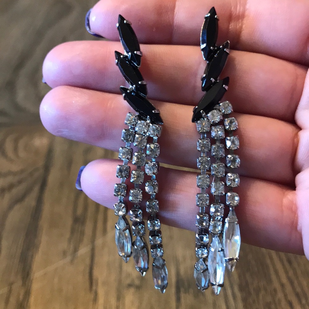 Black & clear dangle rhinestone pierced earrings